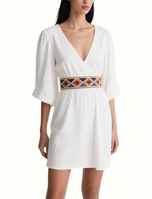 womens-blouse-mini-skirt-suitable-for-beach-vacation