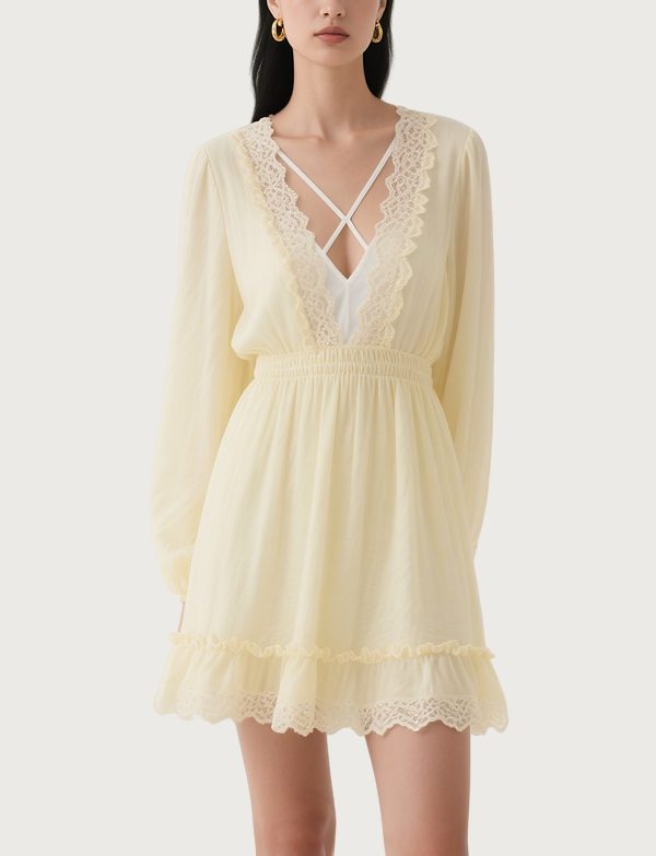 fashionable-and-simple-blouse-mini-skirt-womens-summer-choice